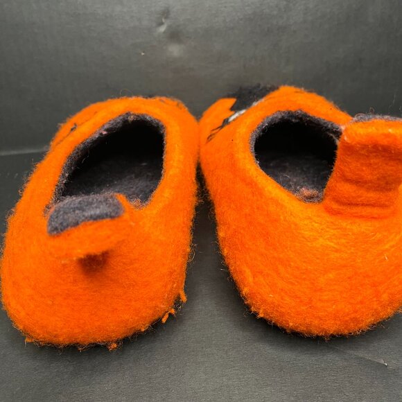 Handmade Wool Cat Slippers Size 6.5 Orange Black Spiderweb Halloween Spooky Goth - Picture 7 of 9